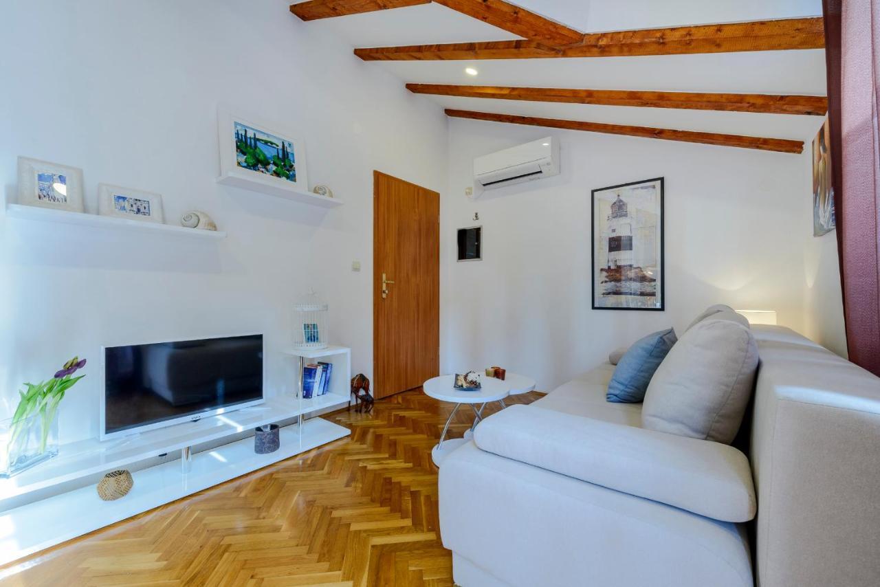 Beach Lapad Apartment Villa Tolja دوبروفينك المظهر الخارجي الصورة